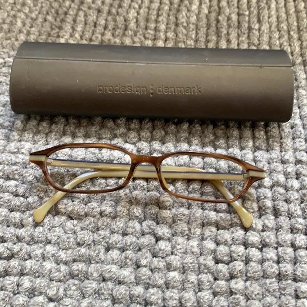 Prodesian Denmark Brown Glasses